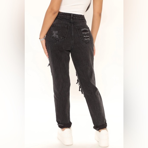 Fashion nova black ripped jeans - size 3 - Picture 3 of 9